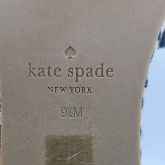 Kate Spade New York Women's Zahara Black Leather Ruffle Slide Sandal - Picture 7 of 10